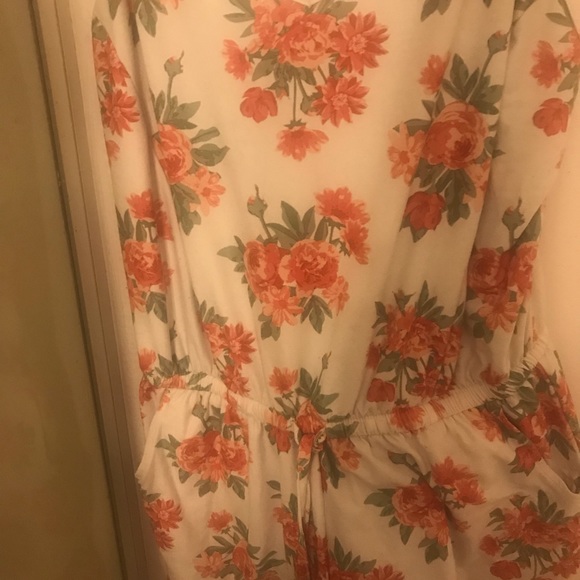 Floral romper - Picture 5 of 7